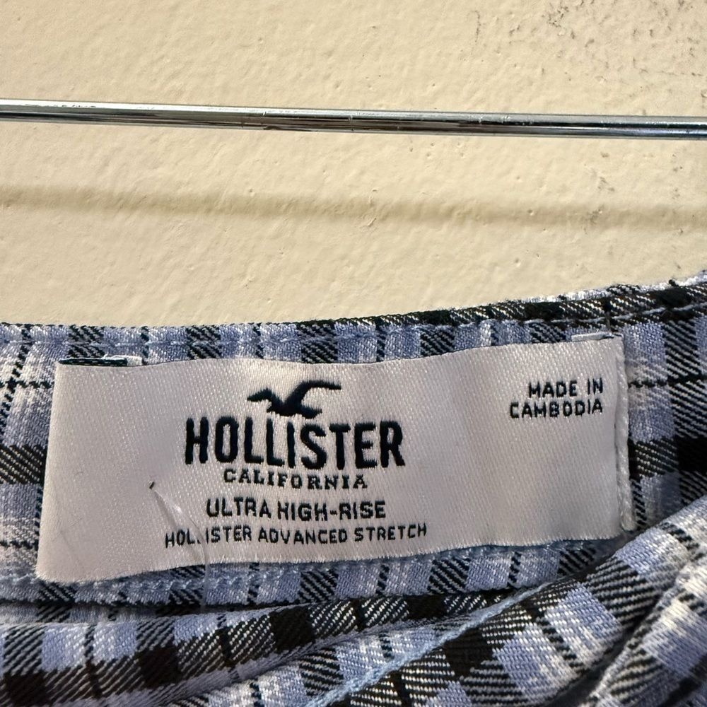 NWT Hollister Ultra High Rise Plaid Mini Skirt in Blue & Black - M‎ - Picture 7 of 9